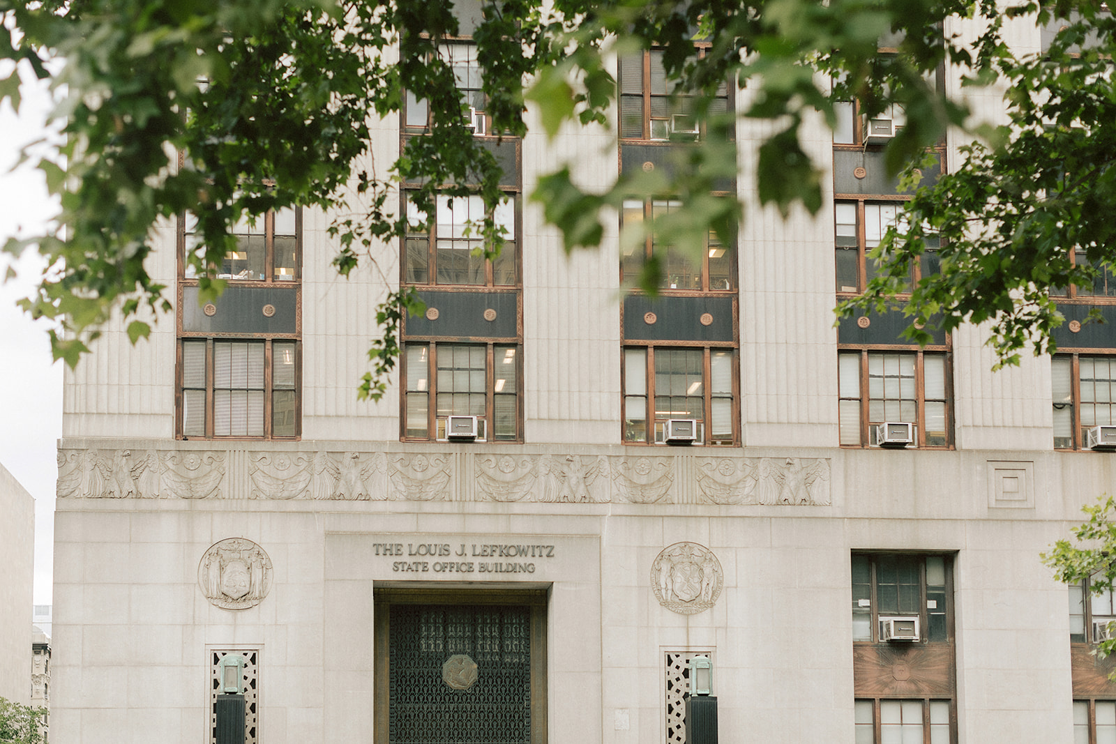New York City Courthouse photographed by a NYC wedding photographer for a couple's city hall elopement